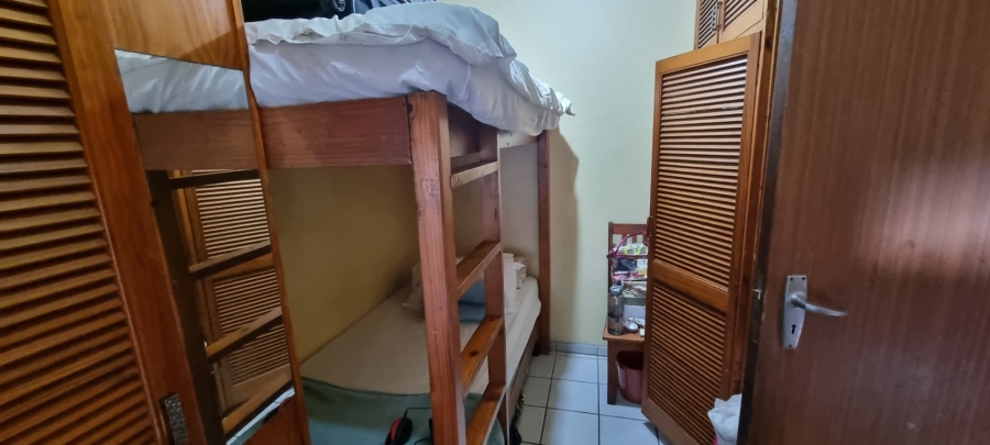 2 Bedroom Property for Sale in Uvongo KwaZulu-Natal