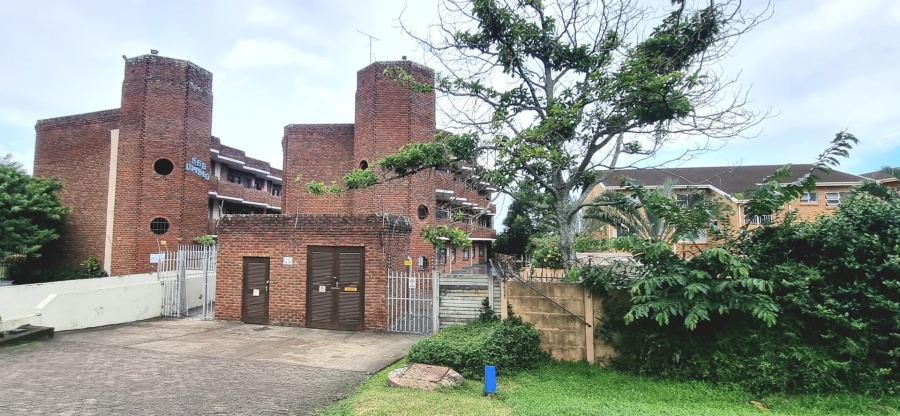 2 Bedroom Property for Sale in Uvongo KwaZulu-Natal