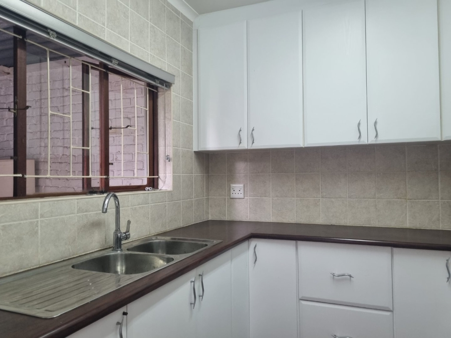 To Let 3 Bedroom Property for Rent in Prestbury KwaZulu-Natal