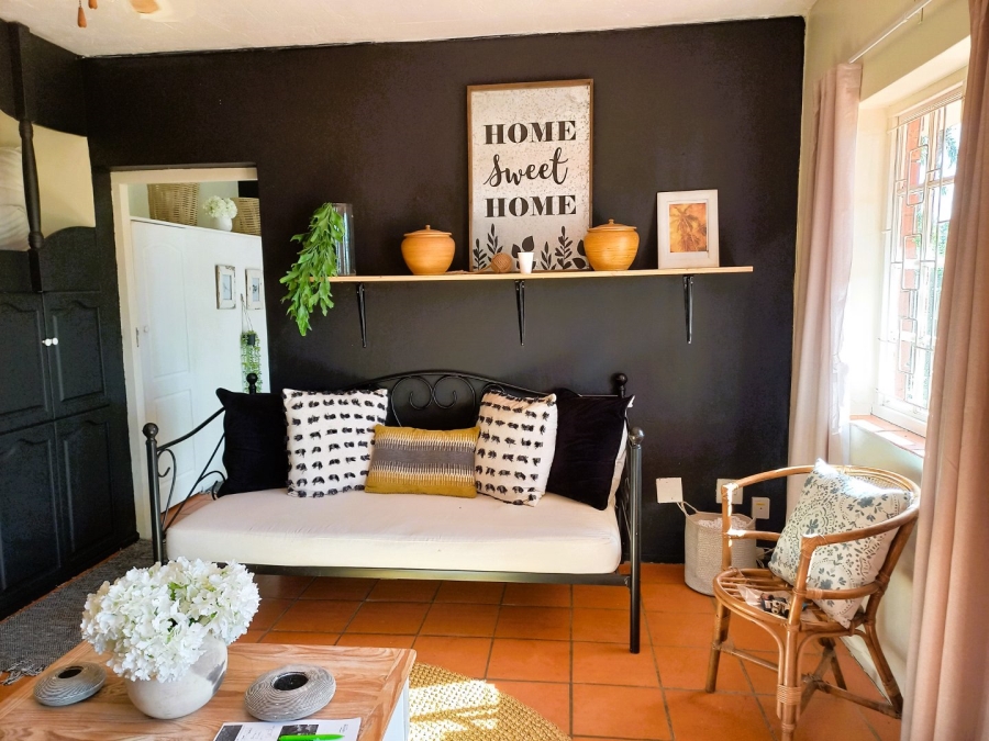 1 Bedroom Property for Sale in Anerley KwaZulu-Natal