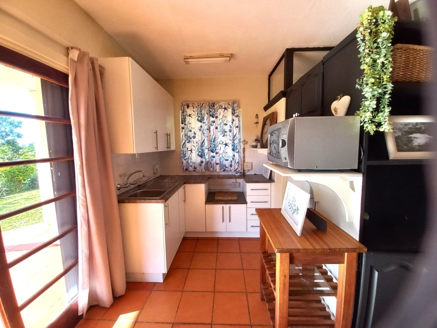 1 Bedroom Property for Sale in Anerley KwaZulu-Natal