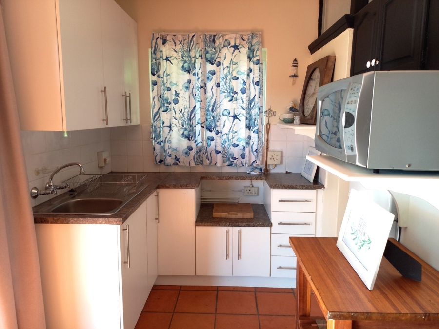 1 Bedroom Property for Sale in Anerley KwaZulu-Natal