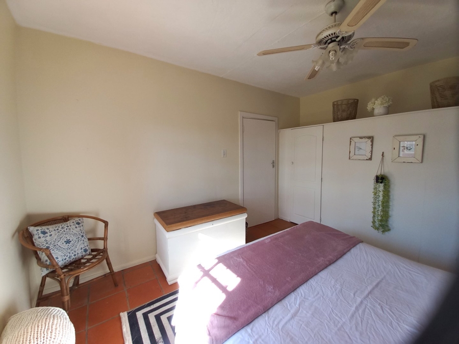 1 Bedroom Property for Sale in Anerley KwaZulu-Natal