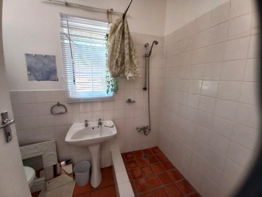 1 Bedroom Property for Sale in Anerley KwaZulu-Natal