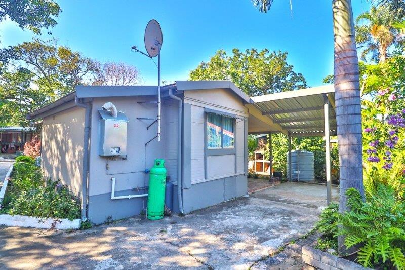 2 Bedroom Property for Sale in Hibberdene KwaZulu-Natal