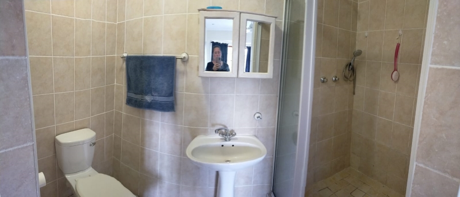 To Let 2 Bedroom Property for Rent in Margate KwaZulu-Natal