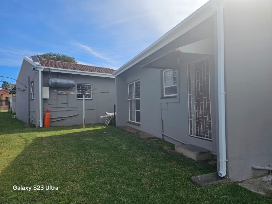 4 Bedroom Property for Sale in Pioneer Park KwaZulu-Natal