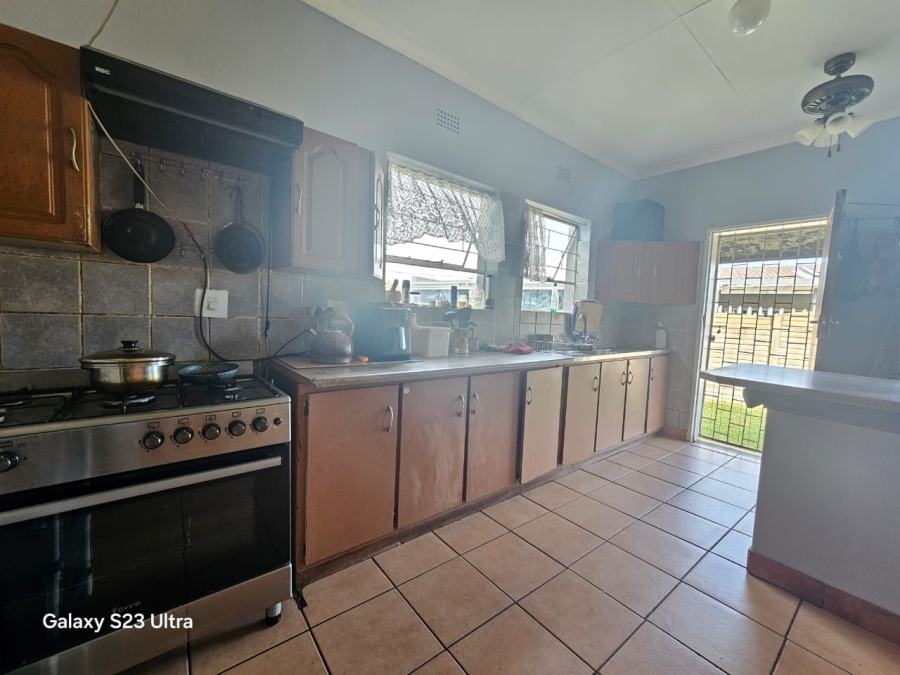 4 Bedroom Property for Sale in Pioneer Park KwaZulu-Natal