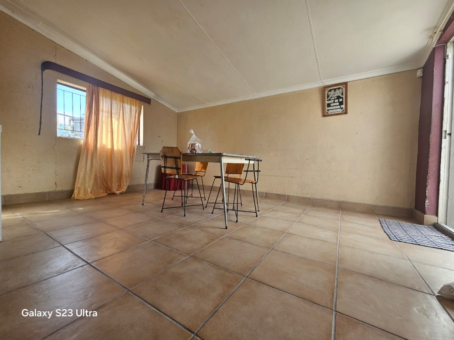 4 Bedroom Property for Sale in Pioneer Park KwaZulu-Natal