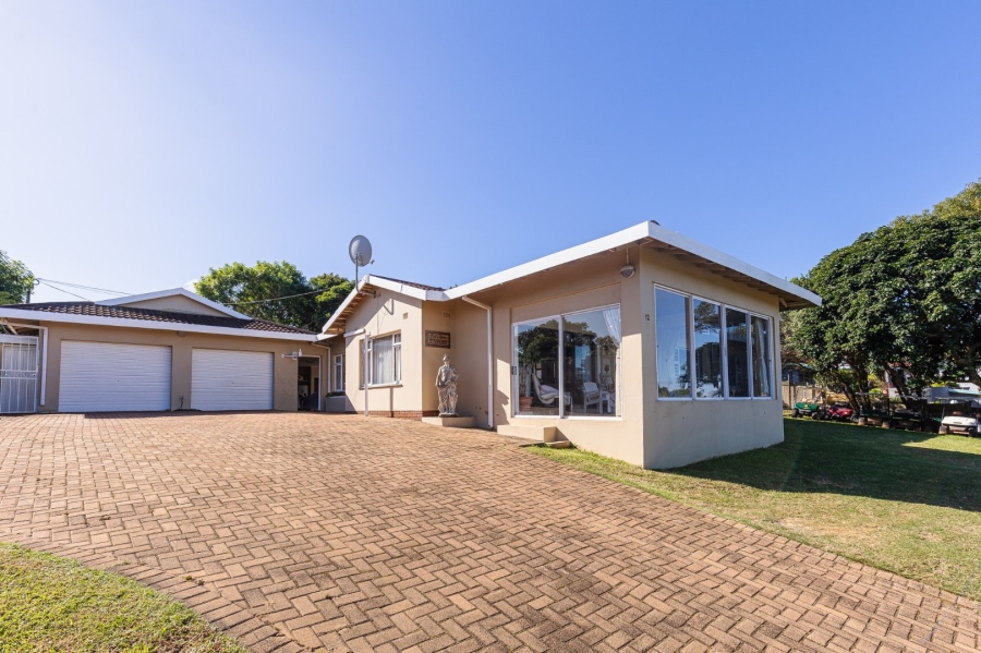 3 Bedroom Property for Sale in Uvongo KwaZulu-Natal