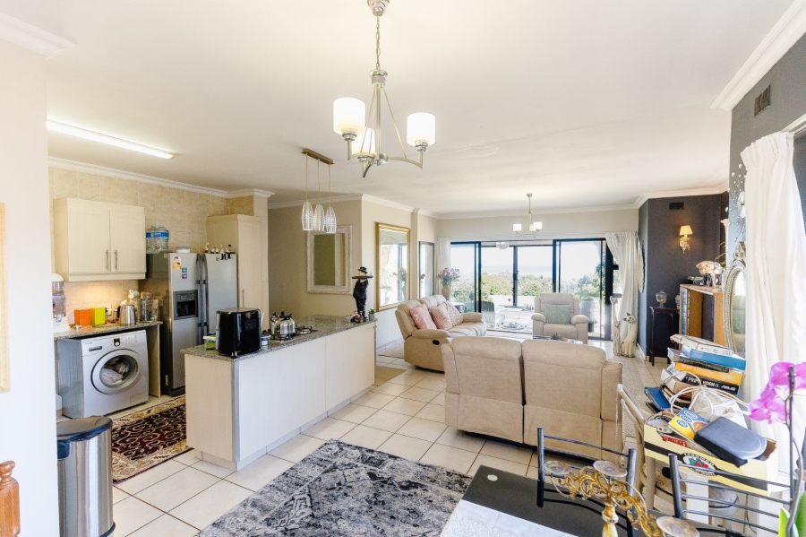3 Bedroom Property for Sale in Uvongo KwaZulu-Natal