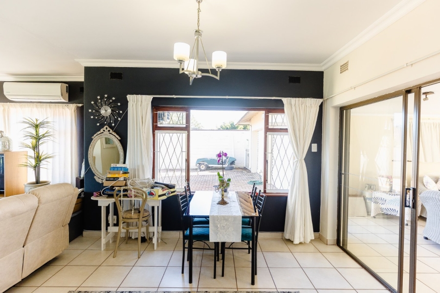 3 Bedroom Property for Sale in Uvongo KwaZulu-Natal