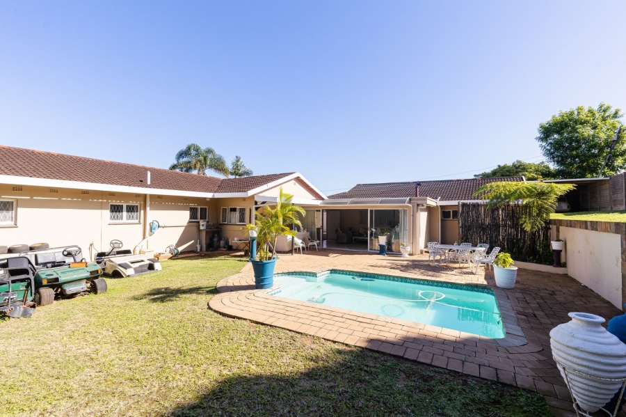 3 Bedroom Property for Sale in Uvongo KwaZulu-Natal