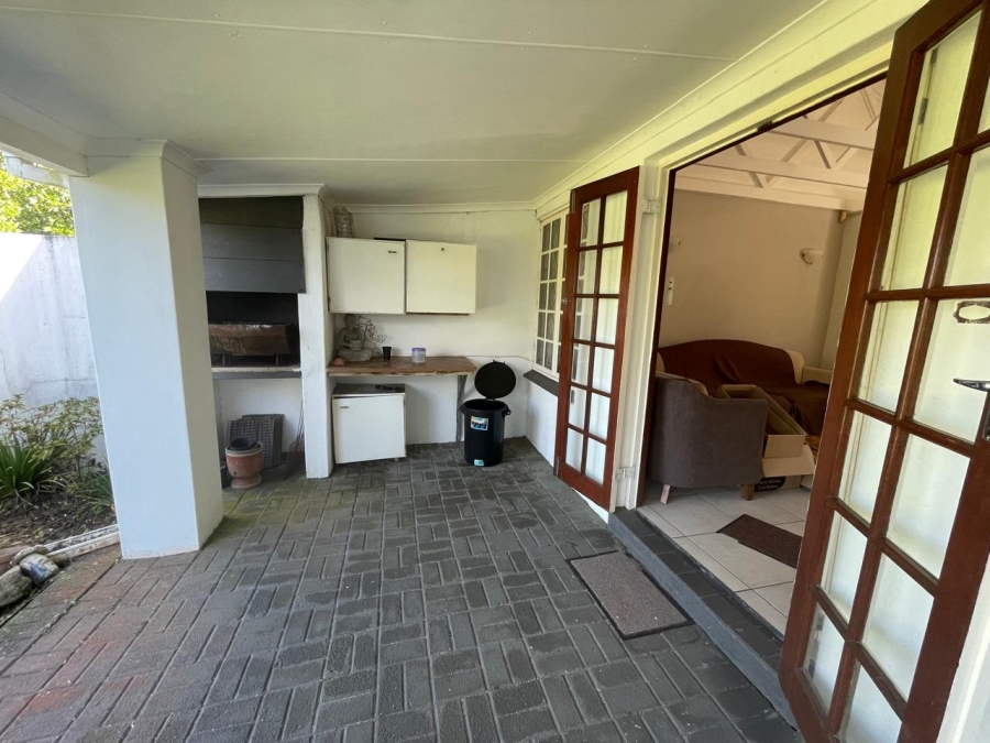 3 Bedroom Property for Sale in Port Edward KwaZulu-Natal
