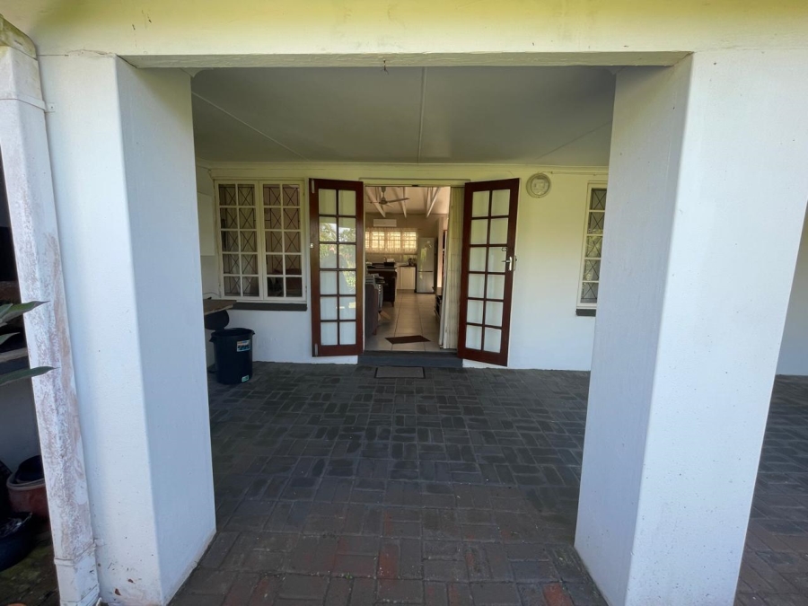 3 Bedroom Property for Sale in Port Edward KwaZulu-Natal