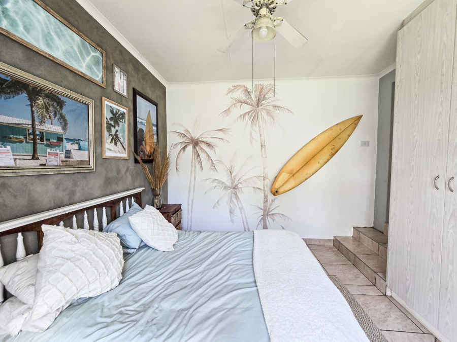 4 Bedroom Property for Sale in Umtentweni KwaZulu-Natal
