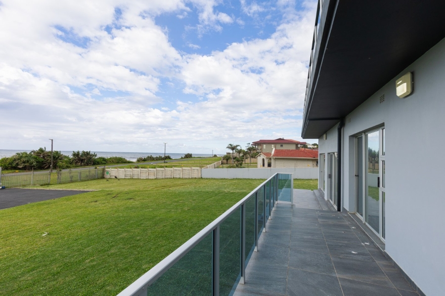 7 Bedroom Property for Sale in Uvongo KwaZulu-Natal