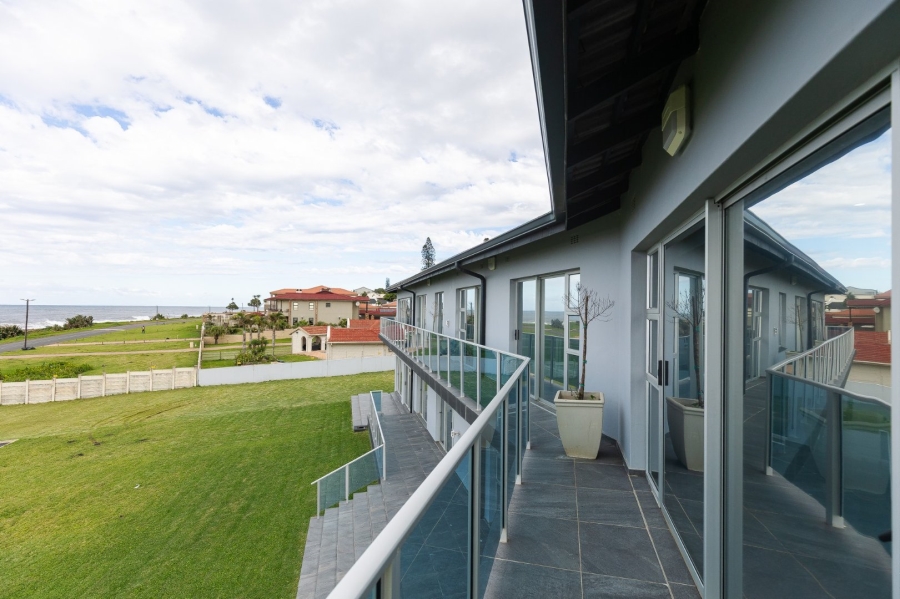 7 Bedroom Property for Sale in Uvongo KwaZulu-Natal