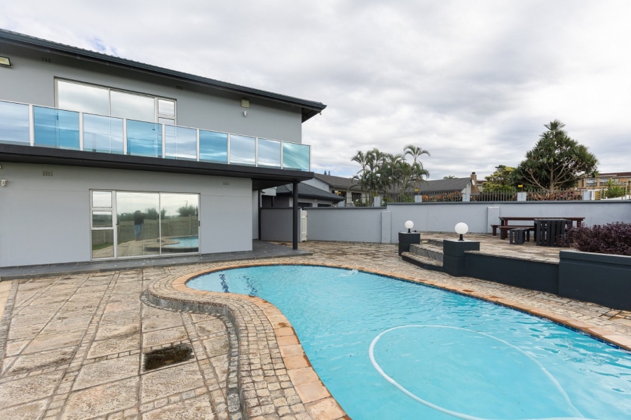 7 Bedroom Property for Sale in Uvongo KwaZulu-Natal