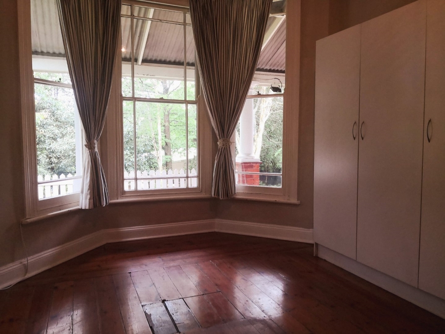 6 Bedroom Property for Sale in Prestbury KwaZulu-Natal