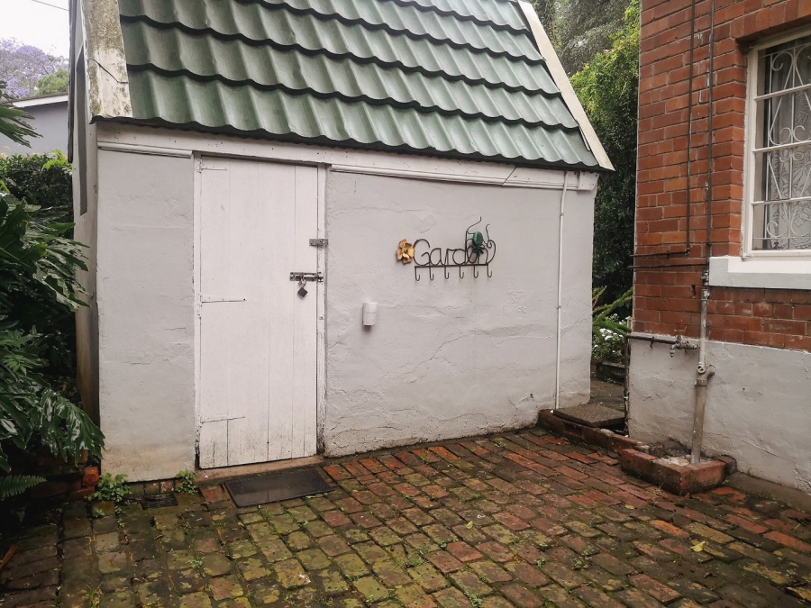 6 Bedroom Property for Sale in Prestbury KwaZulu-Natal