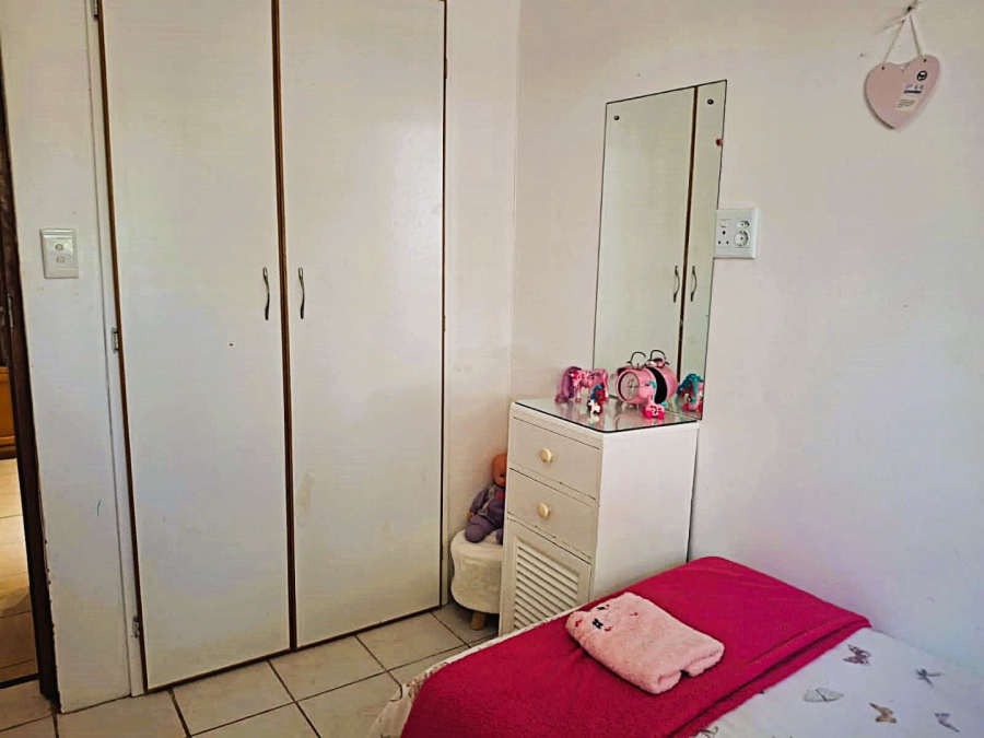 5 Bedroom Property for Sale in Uvongo KwaZulu-Natal