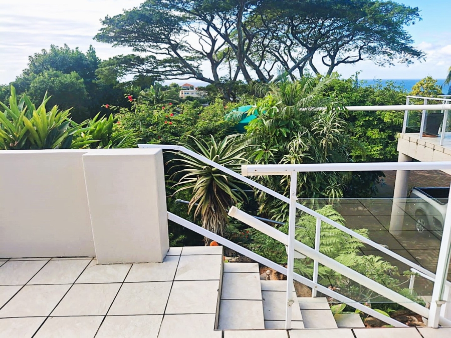 5 Bedroom Property for Sale in Uvongo KwaZulu-Natal
