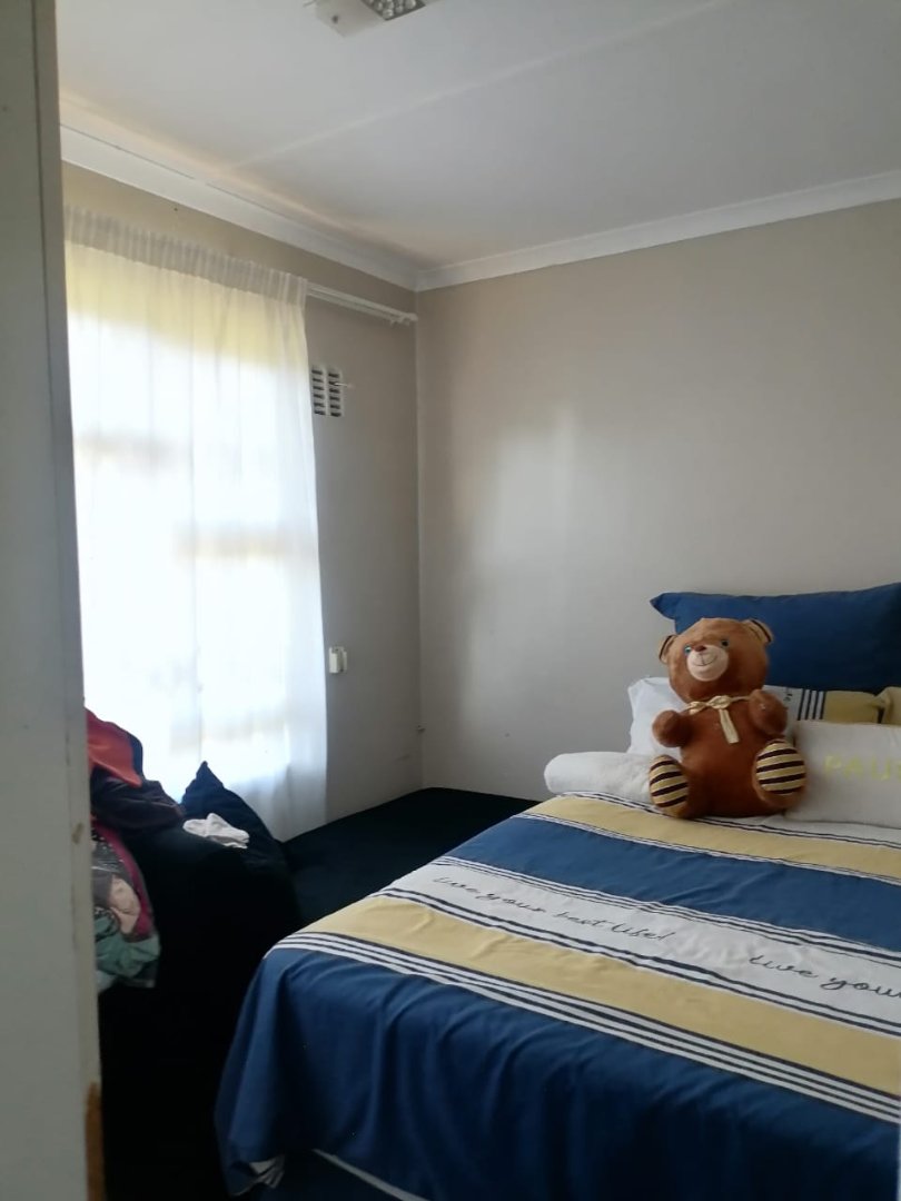  Bedroom Property for Sale in Esikhawini KwaZulu-Natal