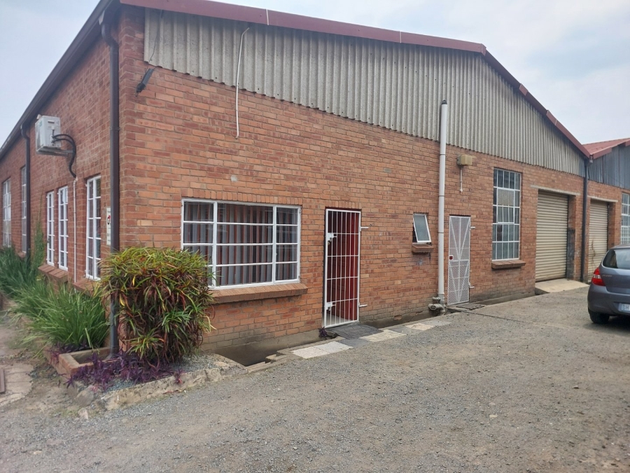  Bedroom Property for Sale in Moola Industrial KwaZulu-Natal