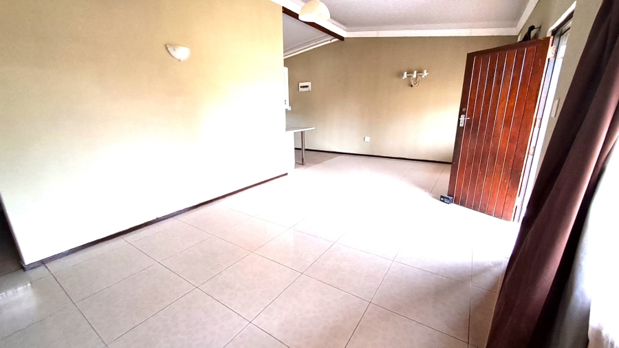 3 Bedroom Property for Sale in Port Edward KwaZulu-Natal
