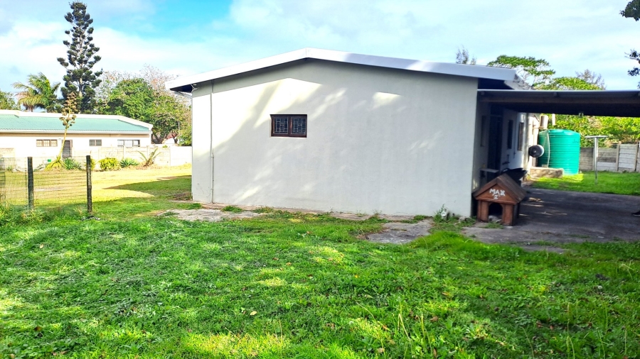 3 Bedroom Property for Sale in Port Edward KwaZulu-Natal