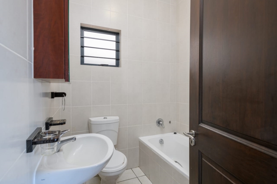 3 Bedroom Property for Sale in Uvongo KwaZulu-Natal