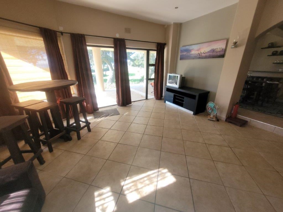 4 Bedroom Property for Sale in Hibberdene KwaZulu-Natal