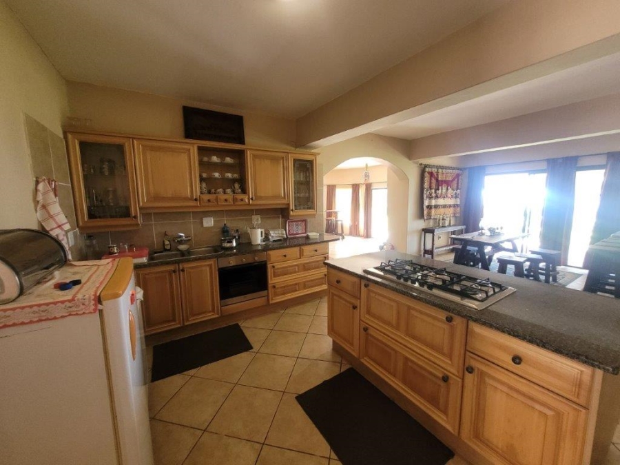 4 Bedroom Property for Sale in Hibberdene KwaZulu-Natal