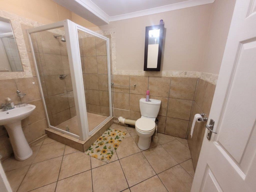 4 Bedroom Property for Sale in Hibberdene KwaZulu-Natal
