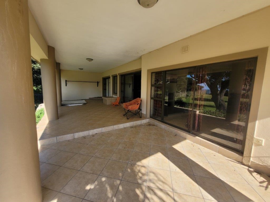 4 Bedroom Property for Sale in Hibberdene KwaZulu-Natal