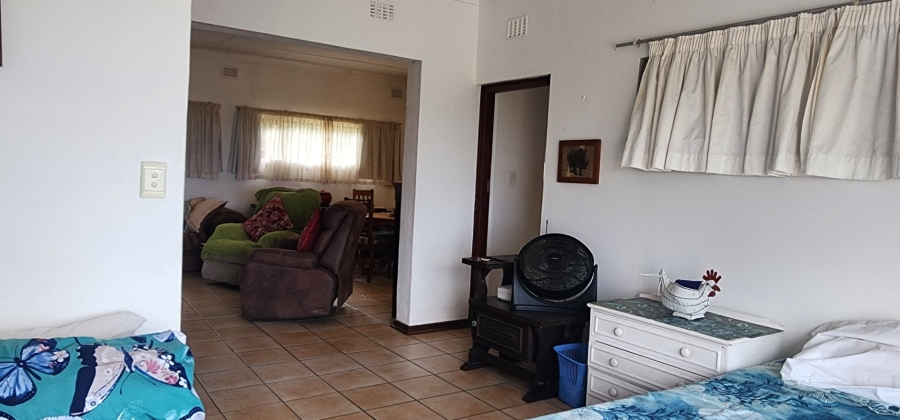 3 Bedroom Property for Sale in Oslo Beach KwaZulu-Natal