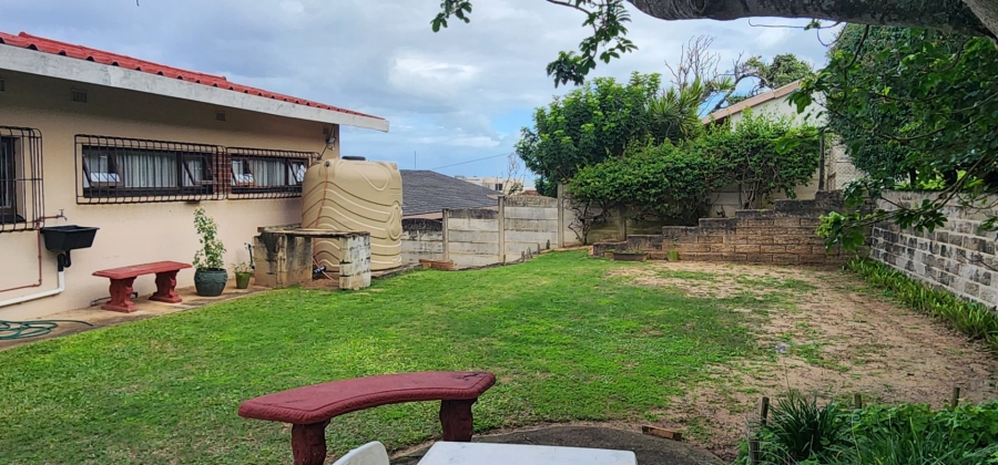 3 Bedroom Property for Sale in Oslo Beach KwaZulu-Natal