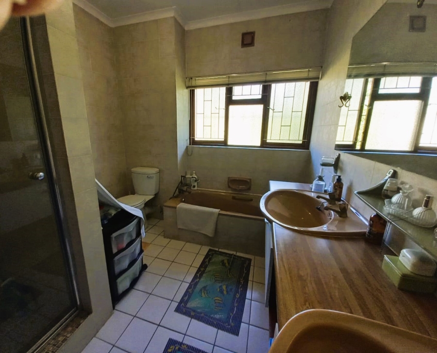 4 Bedroom Property for Sale in Margate KwaZulu-Natal