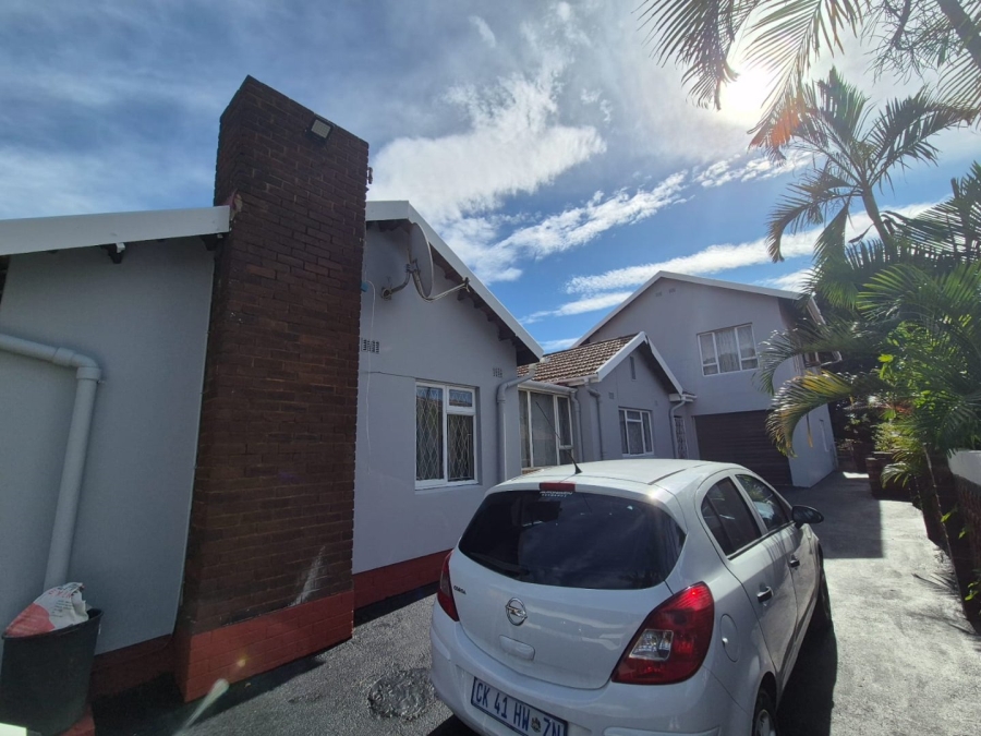 4 Bedroom Property for Sale in Isipingo Hills KwaZulu-Natal