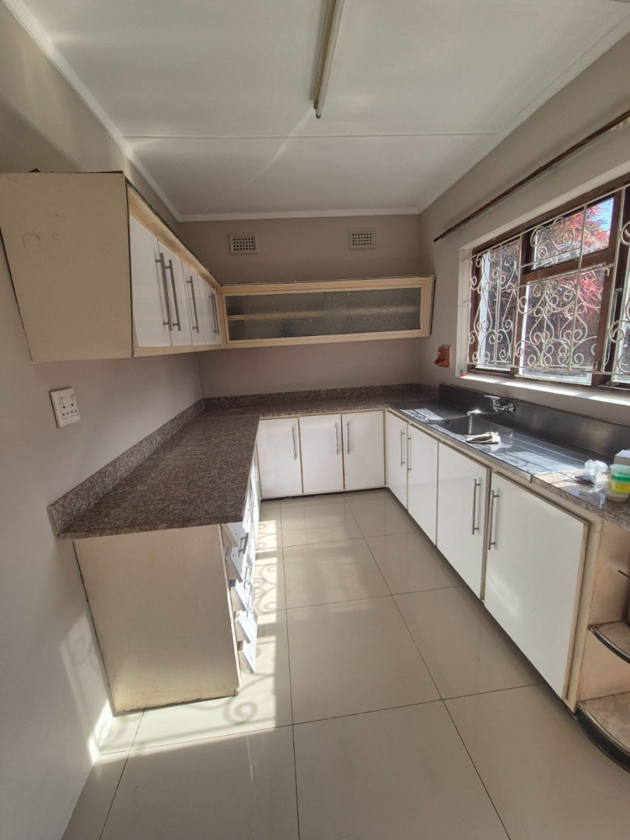 4 Bedroom Property for Sale in Isipingo Hills KwaZulu-Natal