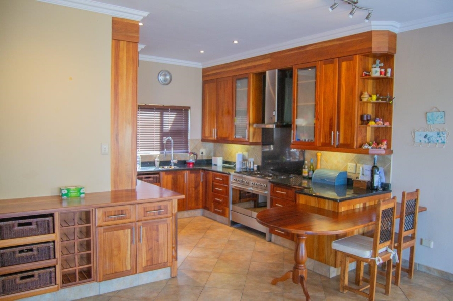 4 Bedroom Property for Sale in Woodgrange KwaZulu-Natal