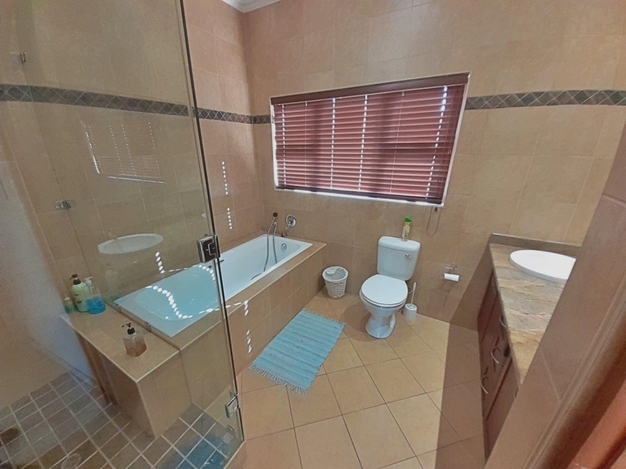 4 Bedroom Property for Sale in Woodgrange KwaZulu-Natal
