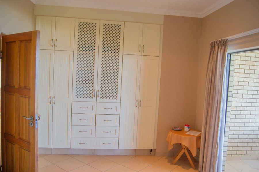 4 Bedroom Property for Sale in Woodgrange KwaZulu-Natal