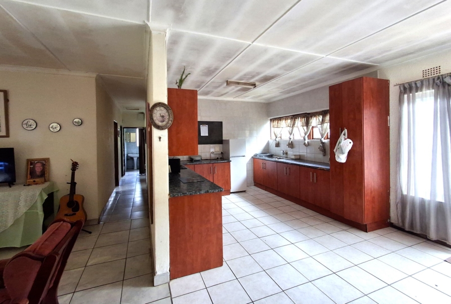 3 Bedroom Property for Sale in Port Edward KwaZulu-Natal