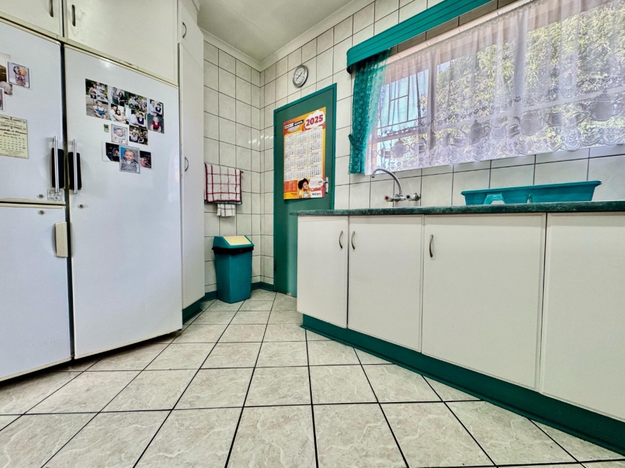 3 Bedroom Property for Sale in Barry Hertzog Park KwaZulu-Natal