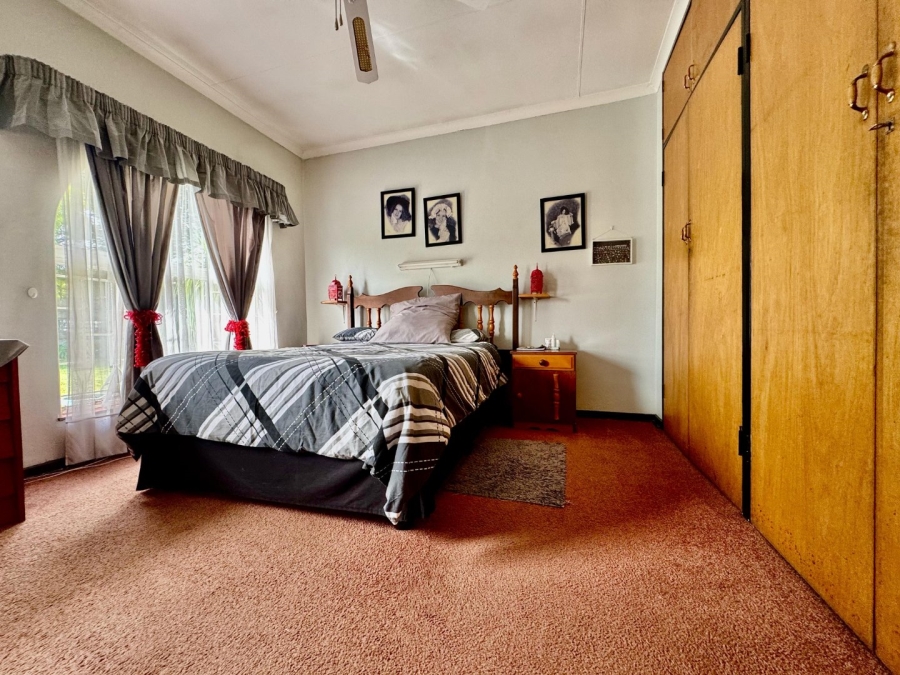 3 Bedroom Property for Sale in Barry Hertzog Park KwaZulu-Natal