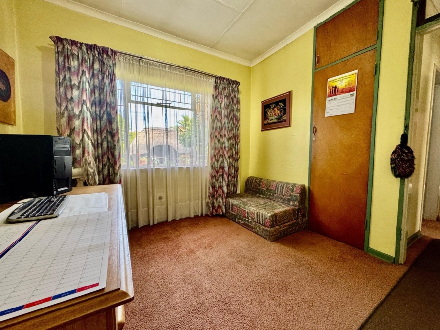 3 Bedroom Property for Sale in Barry Hertzog Park KwaZulu-Natal