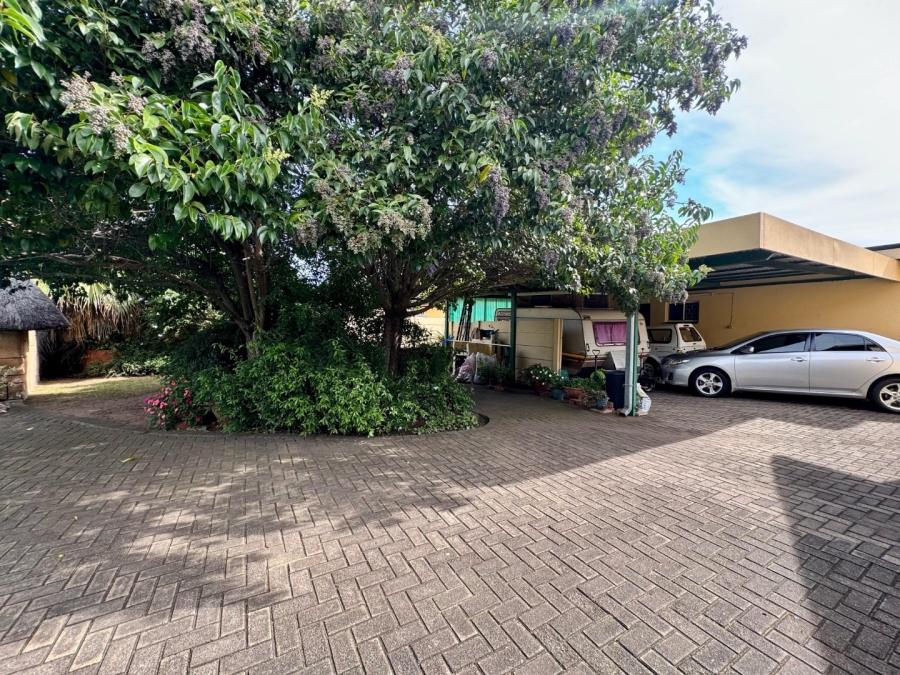3 Bedroom Property for Sale in Barry Hertzog Park KwaZulu-Natal