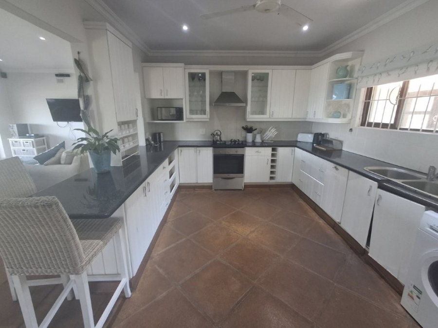 6 Bedroom Property for Sale in Ramsgate KwaZulu-Natal